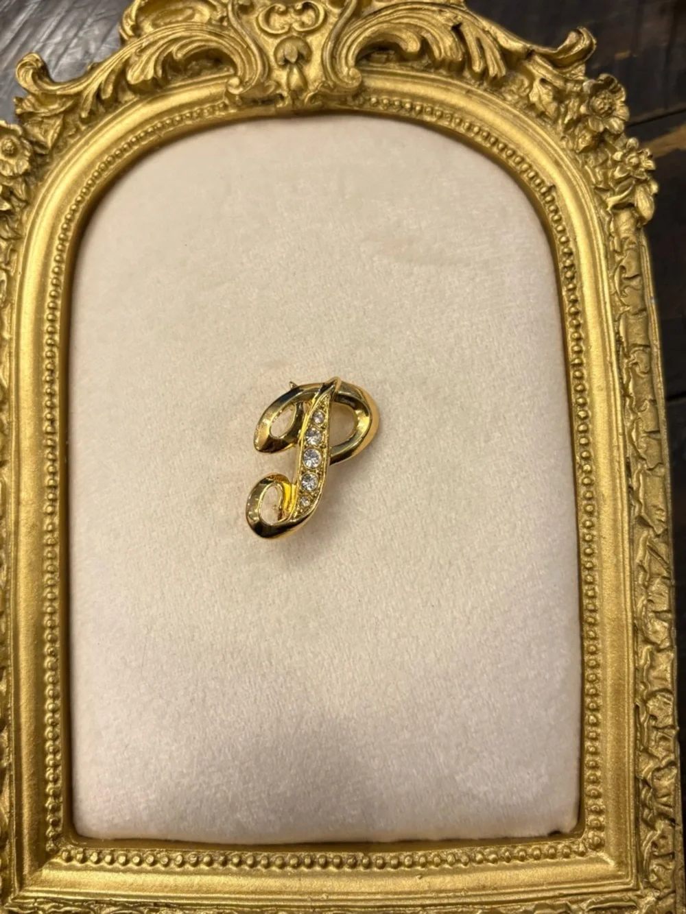 Vintage Brooch Pin 1